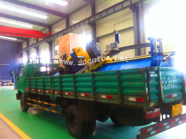 blades cutting machine