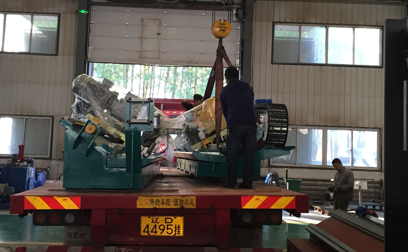 Flying Tube and Profile Cutoff Machine