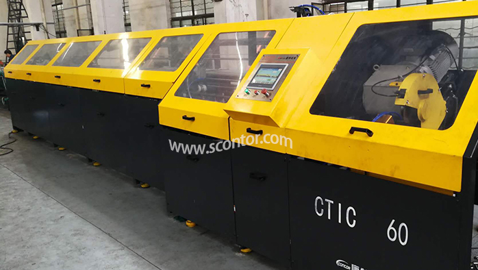 Automatic pipe cutting machine