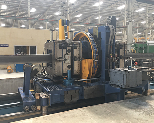 Double blade flying saw Double blade flying saw