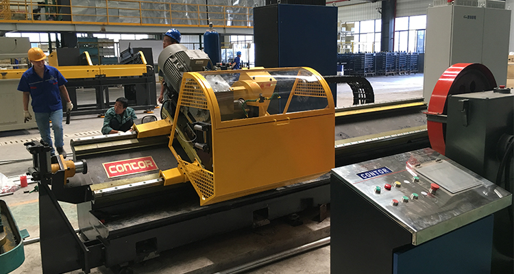 metal cutting flying cold saw