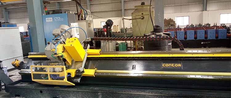 High-frequency welded pipe cold-cut flying saw