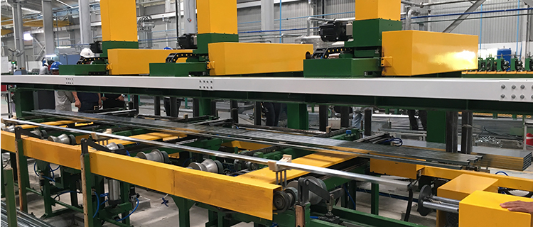 steel tube bundling and strapping machine