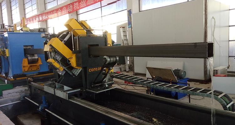 double blade flying saw