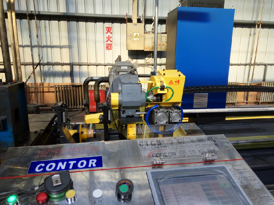 flying cutoff saw