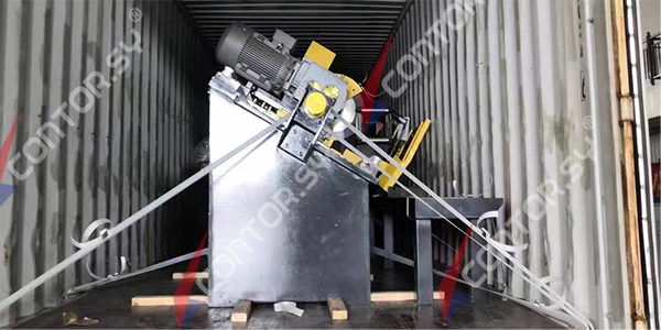 flying saw container